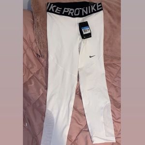 Nike Pro right fit leggings!